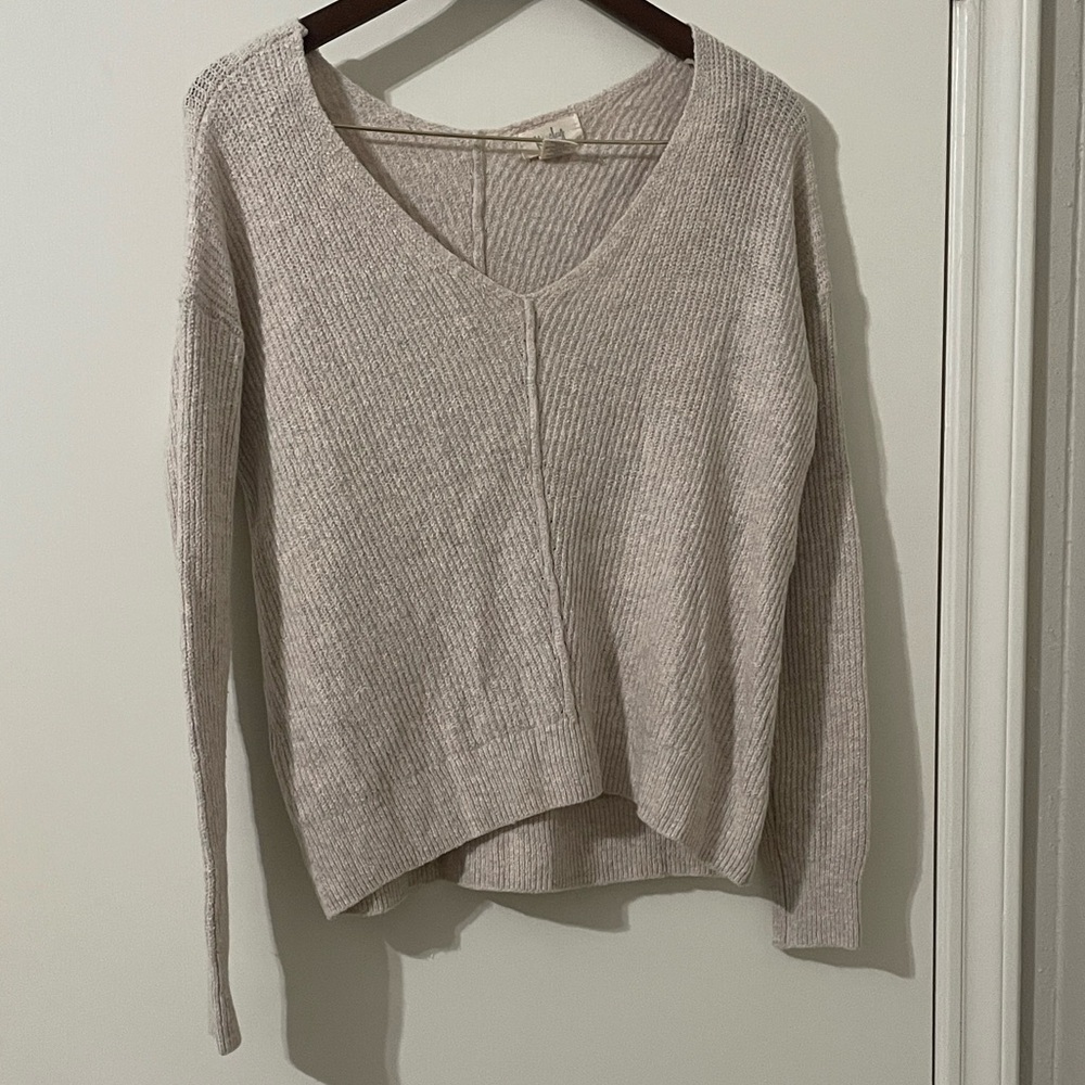 Kaisley Cozy Beige V-Neck Sweater Size S